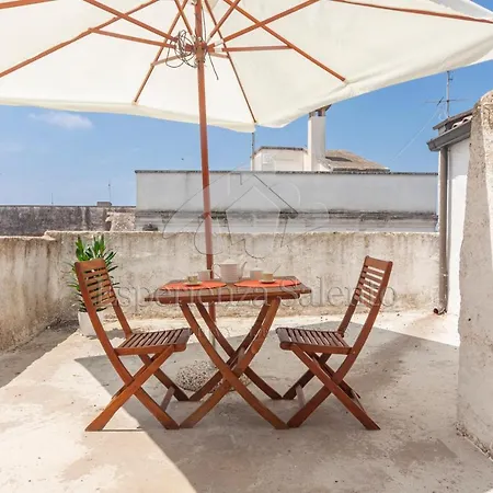 Castello Apartment