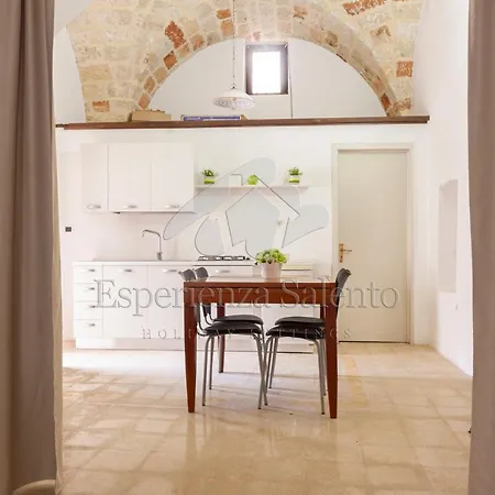 Castello Apartment *