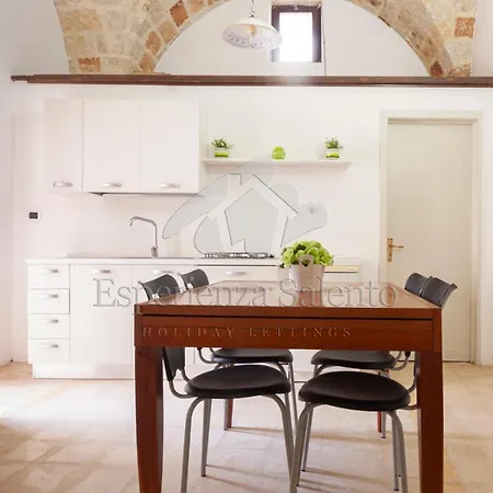 Apartment Castello Felline